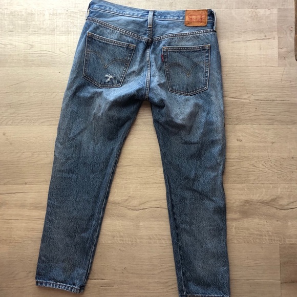 Levi’s floral embroidered ankle relaxed jeans - Picture 2 of 6